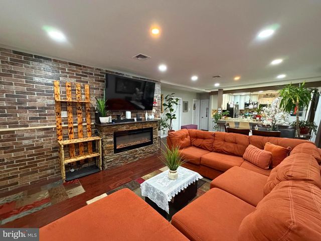 743 PURITAN AVE, Lawrenceville, NJ 08648