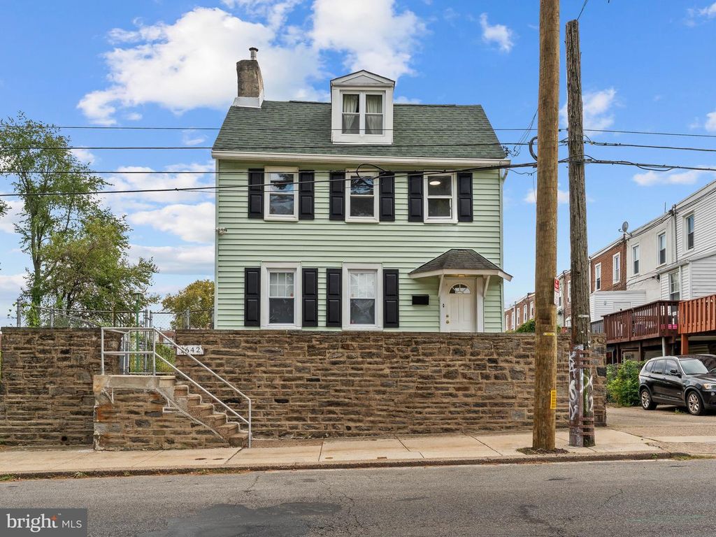 1642 HAINES ST, Philadelphia, PA 19126
