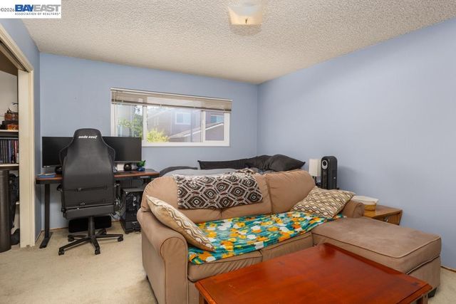 4591 Edwards Ln, Castro Valley, CA 94546