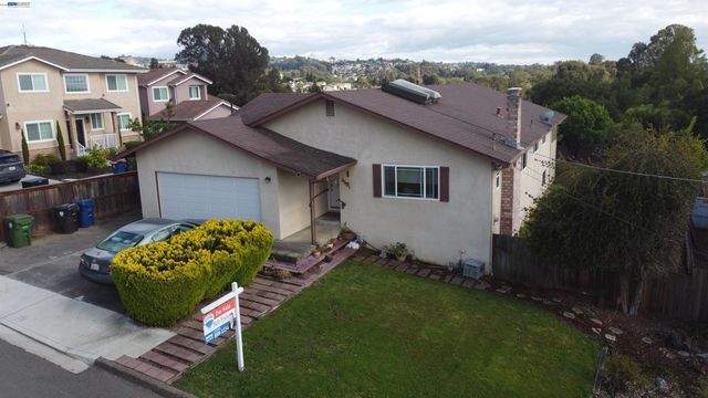 4591 Edwards Ln, Castro Valley, CA 94546