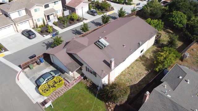 4591 Edwards Ln, Castro Valley, CA 94546