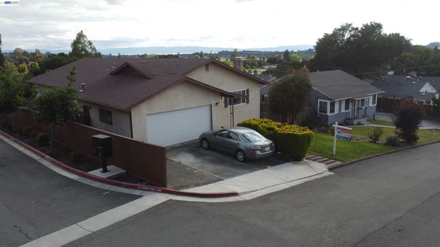 4591 Edwards Ln, Castro Valley, CA 94546