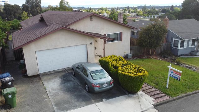 4591 Edwards Ln, Castro Valley, CA 94546