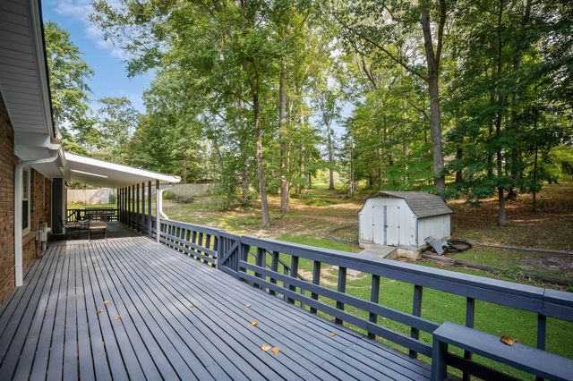1791 Meadow Wood Dr, Cookeville, TN 38506