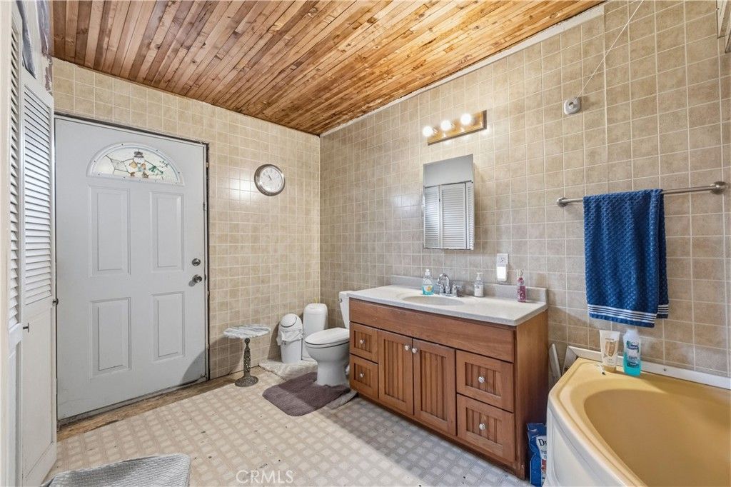 Image 16 of property listing at 17212 Jeanese, Jamestown, CA 95327