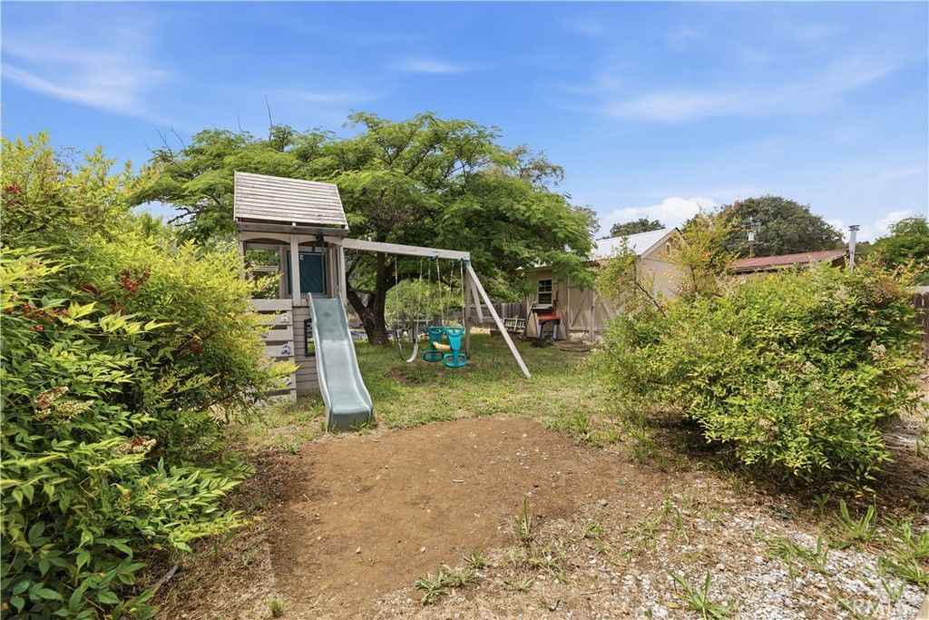 Image 21 of property listing at 17212 Jeanese, Jamestown, CA 95327