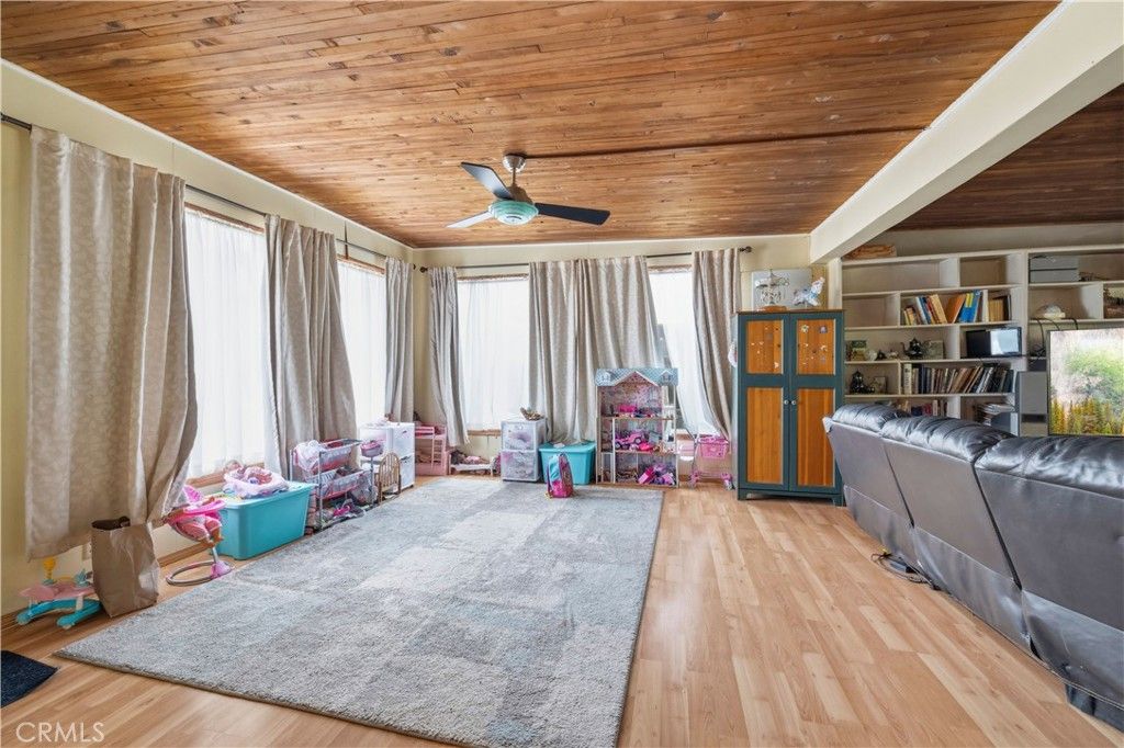Image 7 of property listing at 17212 Jeanese, Jamestown, CA 95327