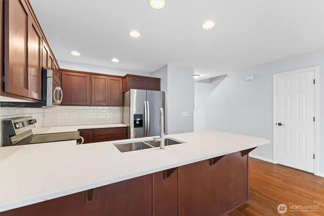 4840 Outrigger Loop, Blaine, WA 98230