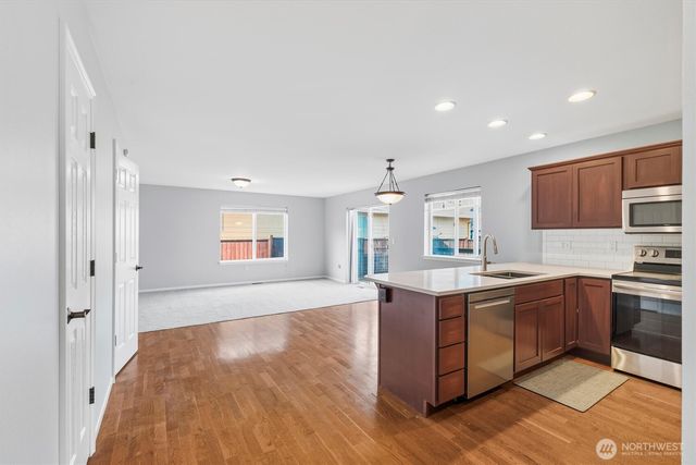 4840 Outrigger Loop, Blaine, WA 98230