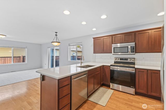 4840 Outrigger Loop, Blaine, WA 98230