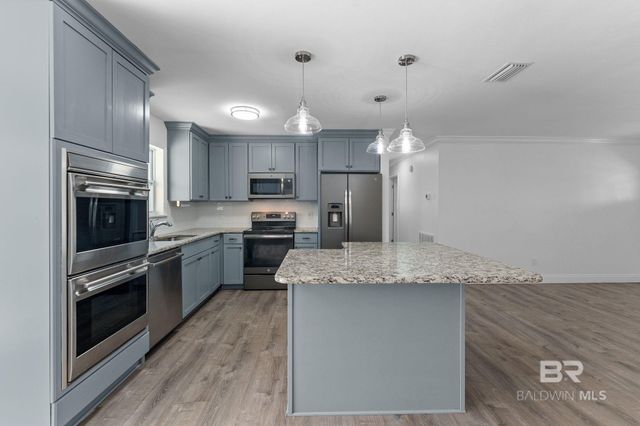 7464 Fairmont Drive, Foley, AL 36535