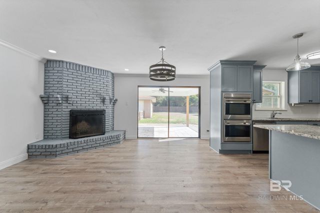 7464 Fairmont Drive, Foley, AL 36535