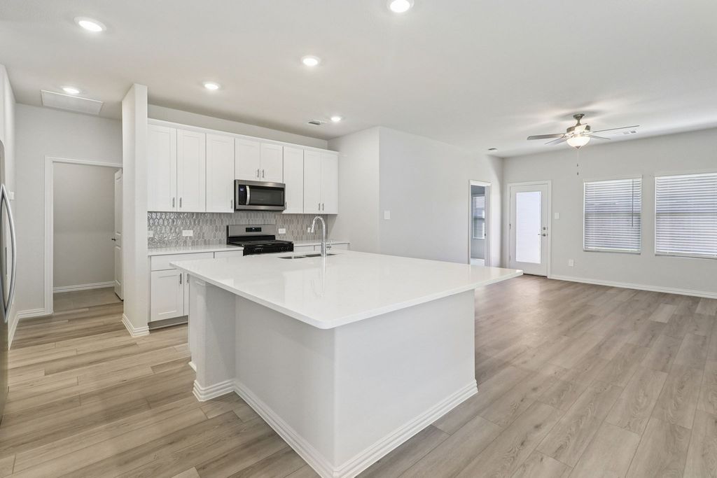 1122 Old Stead Drive, Princeton, TX 75071