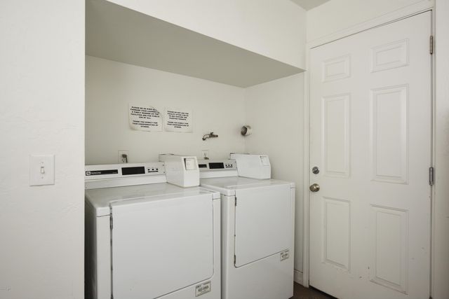 502 E MARIPOSA Street Apt 104, Phoenix, AZ 85012