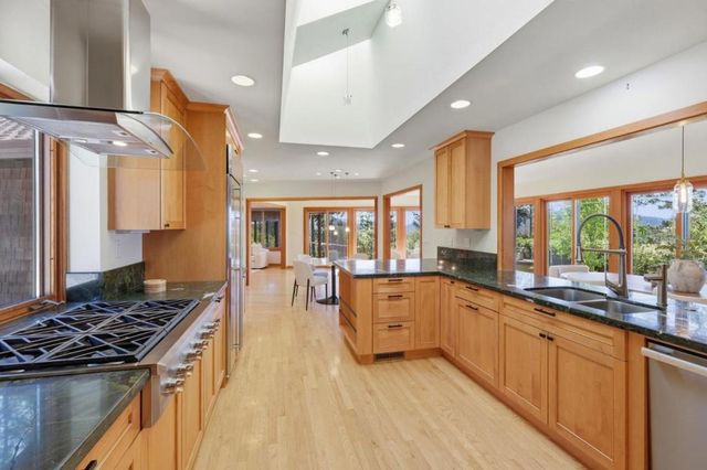 25991 Mar Vista Court, Los Gatos, CA 95033