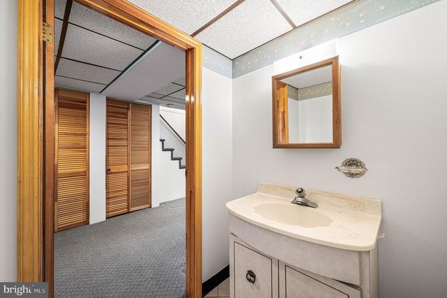 142 WESTBROOK DR, Clifton Heights, PA 19018