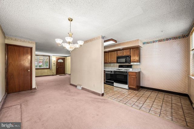 142 WESTBROOK DR, Clifton Heights, PA 19018