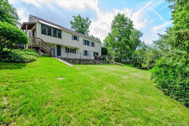 9 Somerstown Road, Ossining, NY 10562