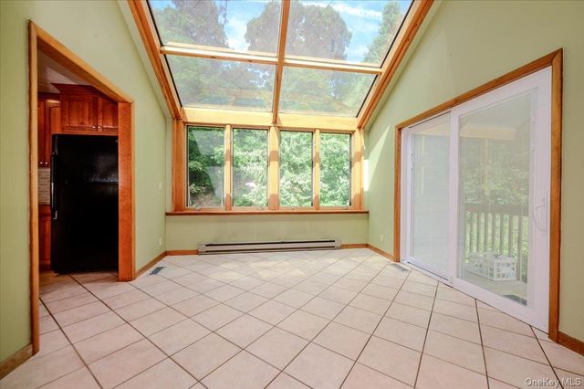 9 Somerstown Road, Ossining, NY 10562