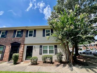 415 Parkdale Drive 8f, Charleston, SC 29414