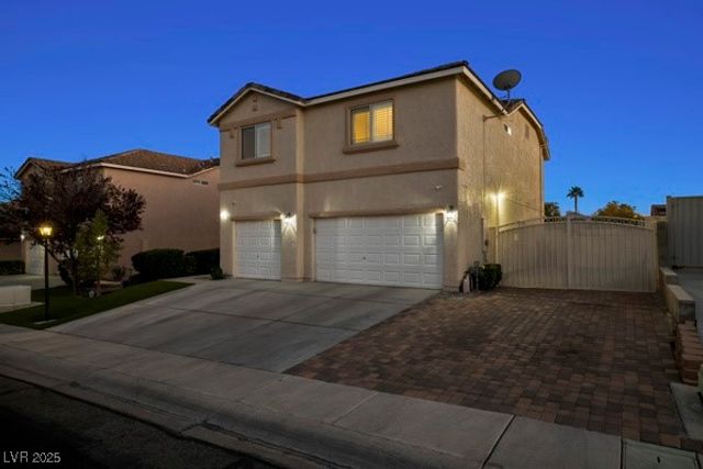 8917 Loggers Mill Avenue, Las Vegas, NV 89143