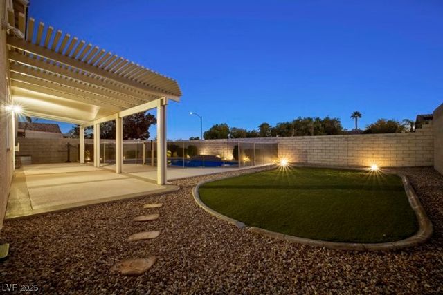 8917 Loggers Mill Avenue, Las Vegas, NV 89143