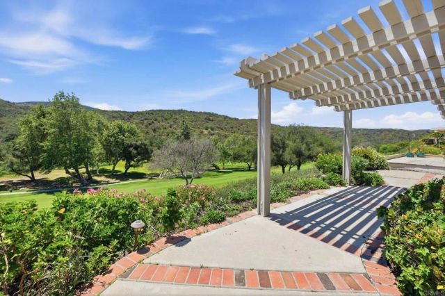 2262 Vista Valley Lane, Vista, CA 92084