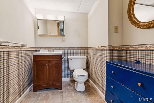 12801 Bellerive Estates Drive, St Louis, MO 63141
