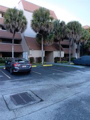 461 Ives Dairy Rd 304-2, Miami, FL 33179