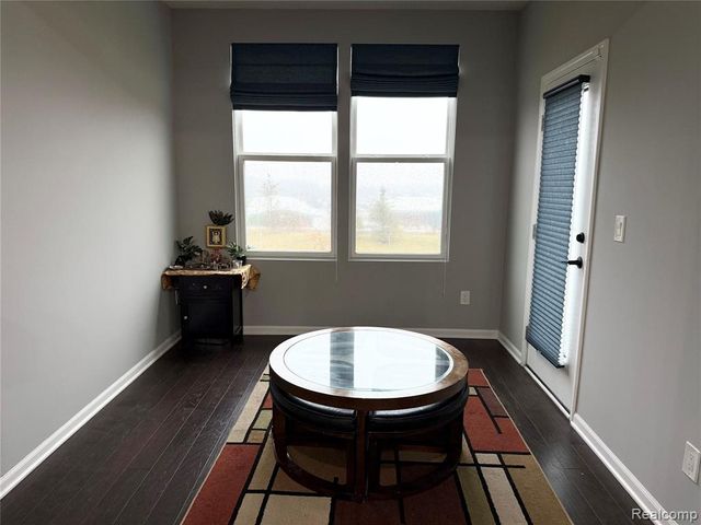 4811 Broomfield Way, Lake Orion, MI 48359