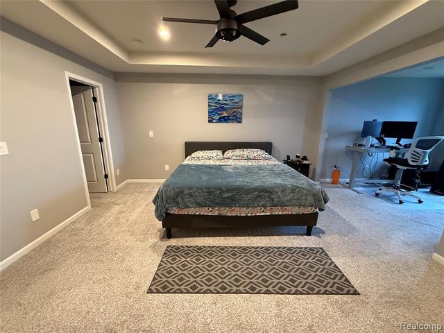 4811 Broomfield Way, Lake Orion, MI 48359