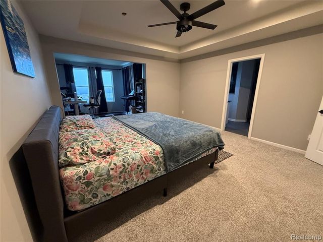 4811 Broomfield Way, Lake Orion, MI 48359