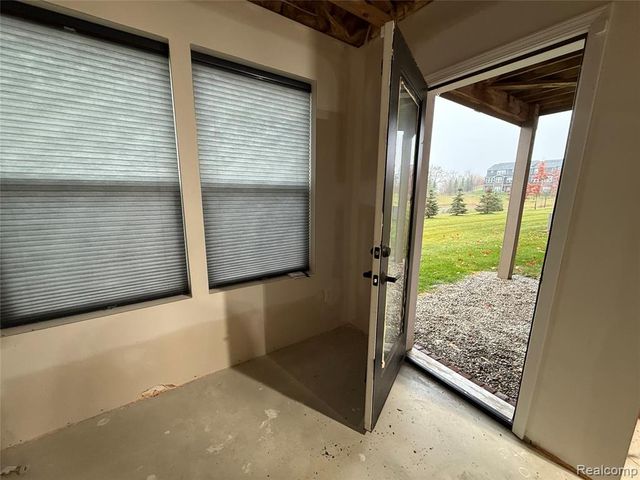 4811 Broomfield Way, Lake Orion, MI 48359