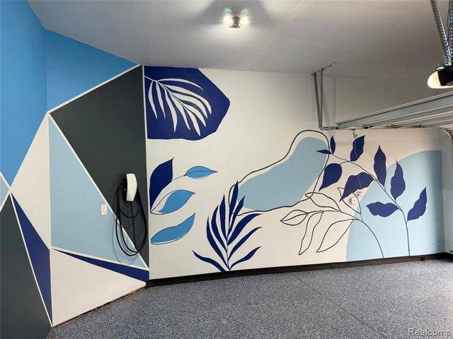 4811 Broomfield Way, Lake Orion, MI 48359