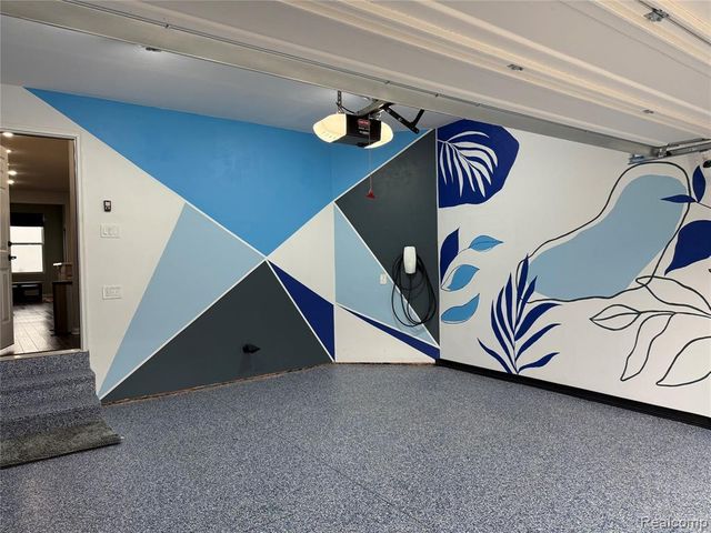 4811 Broomfield Way, Lake Orion, MI 48359