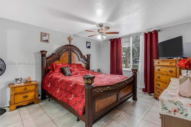 2649 NW 48th Terrace 130, Lauderdale Lakes, FL 33313