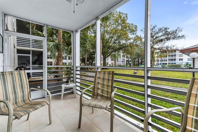 2649 NW 48th Terrace 130, Lauderdale Lakes, FL 33313