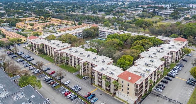 2649 NW 48th Terrace 130, Lauderdale Lakes, FL 33313