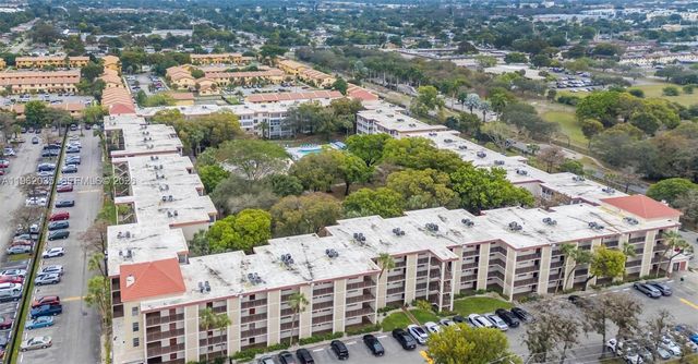 2649 NW 48th Terrace 130, Lauderdale Lakes, FL 33313