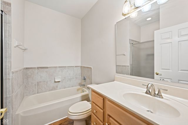 10914 Lightship Court, Fishers, IN 46038