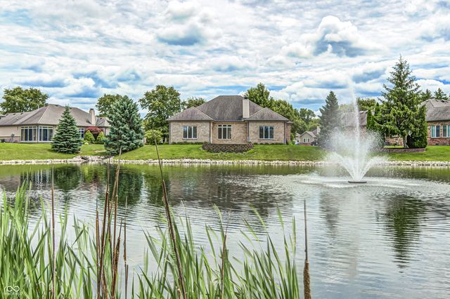 10914 Lightship Court, Fishers, IN 46038