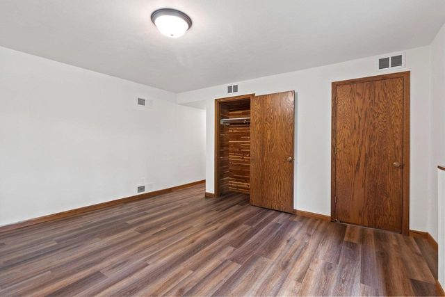 1511 N BRIARCLIFF DRIVE, Appleton, WI 54915