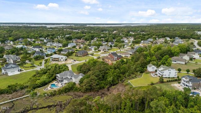 121 Fawn Creek Court, Cedar Point, NC 28584