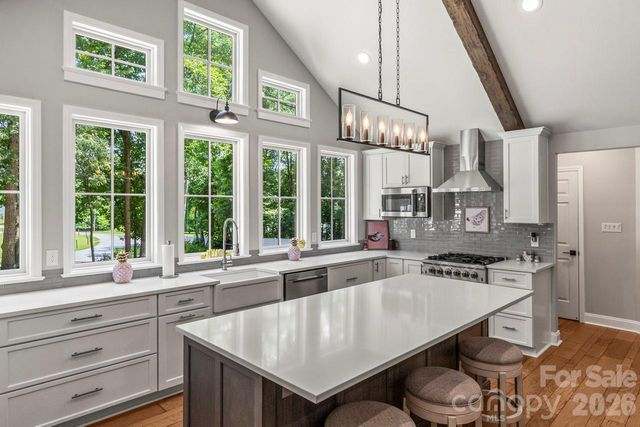 384 Rankin Hill Road, Troutman, NC 28166