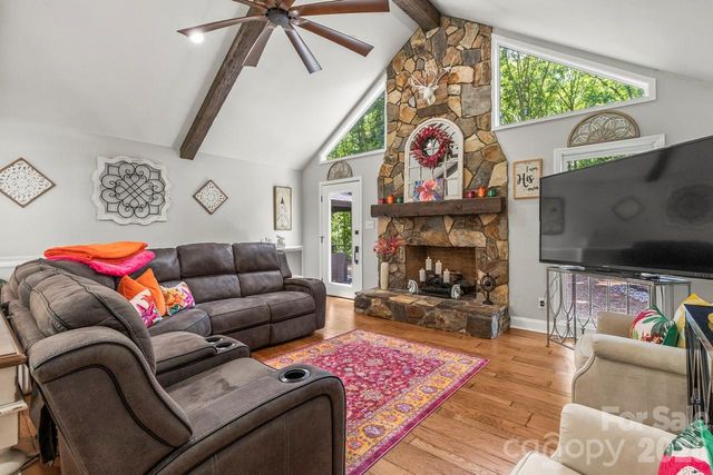 384 Rankin Hill Road, Troutman, NC 28166