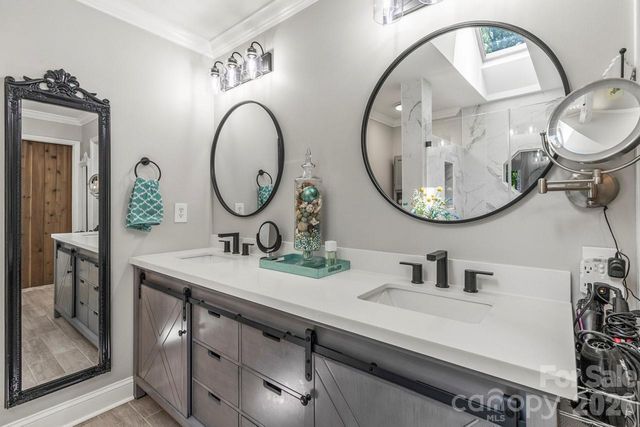 384 Rankin Hill Road, Troutman, NC 28166
