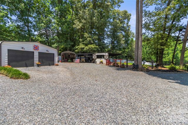 384 Rankin Hill Road, Troutman, NC 28166