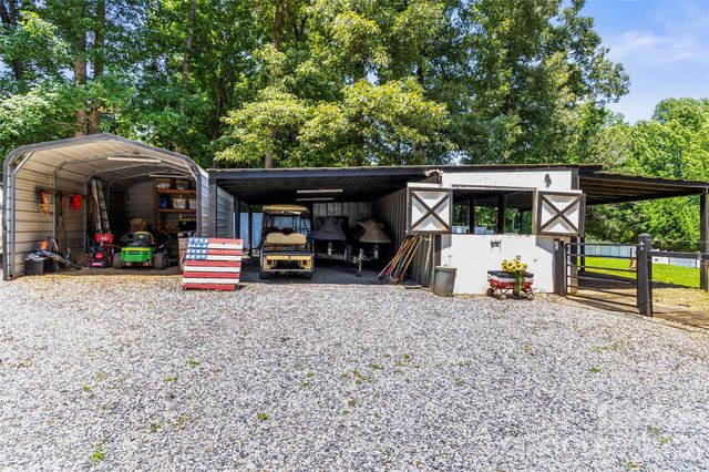 384 Rankin Hill Road, Troutman, NC 28166