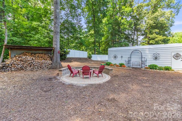 384 Rankin Hill Road, Troutman, NC 28166