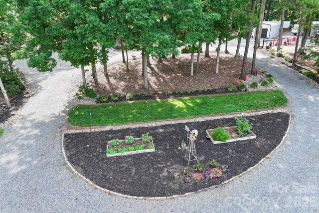 384 Rankin Hill Road, Troutman, NC 28166